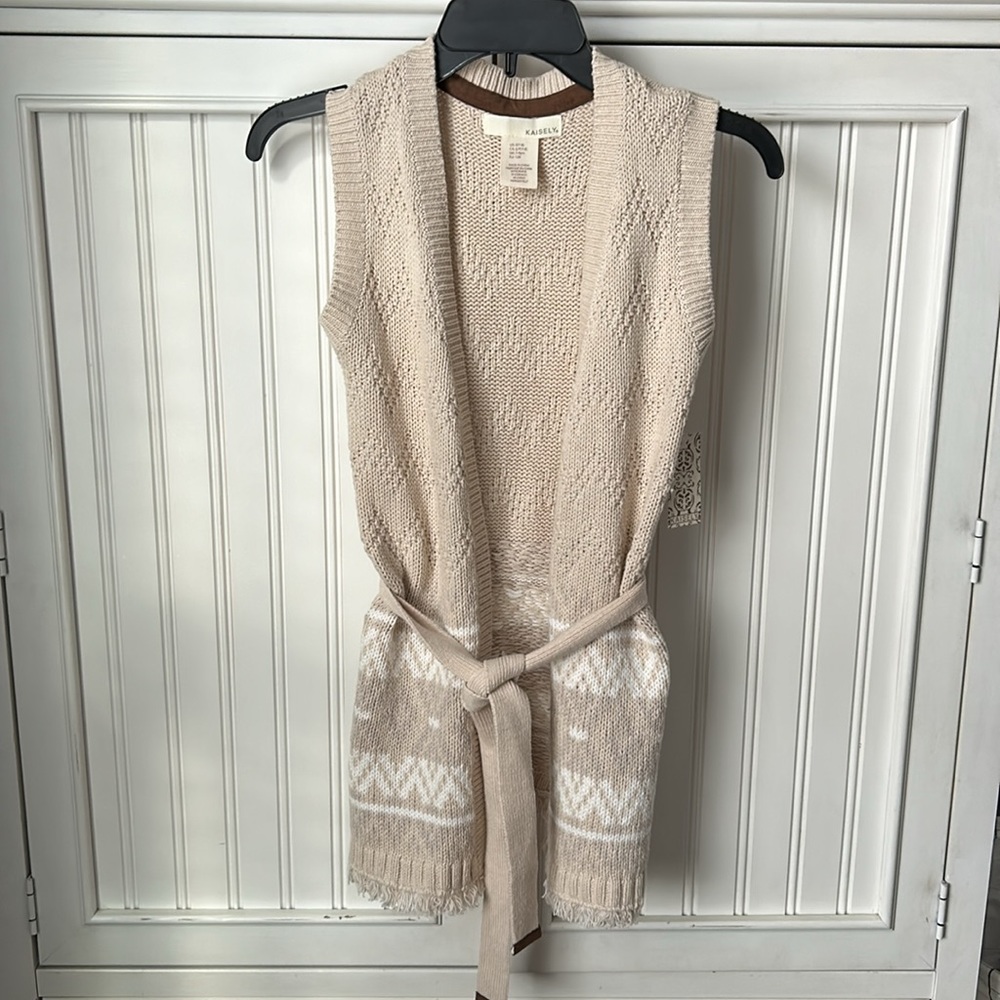 NWT Kaisely cardigan